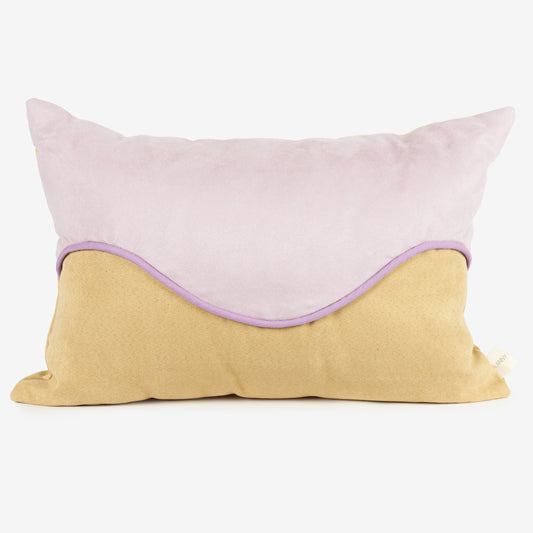 Squiggle Front Rectangle Cushion